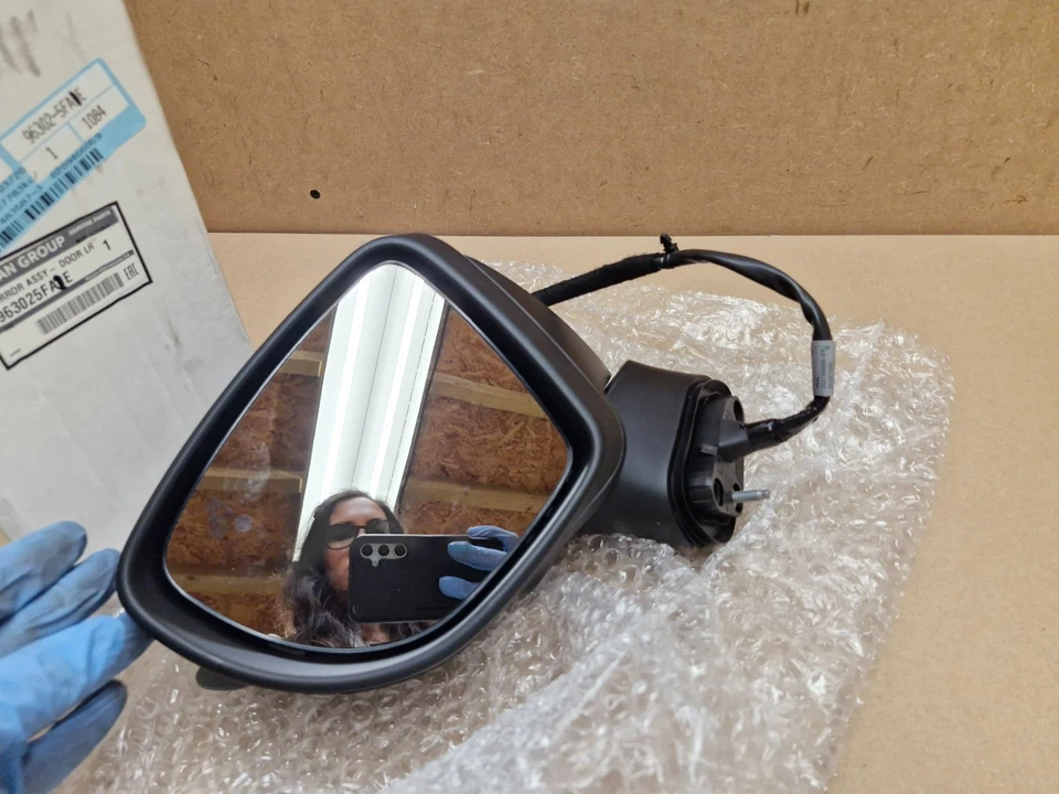 Nissan Micra K14 Left Electric Door Mirror 2016-on 963025FA1E Genuine NEW - Image 4 of 4