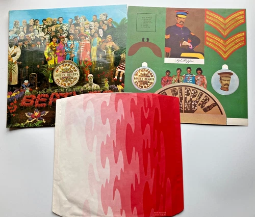 THE BEATLES "SGT PEPPER" 1967 UK MONO SLV RED & WHITE INNER & CUT OUTS NO VINYL
