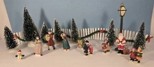 Christmas Scenery Set-Lot Of 18