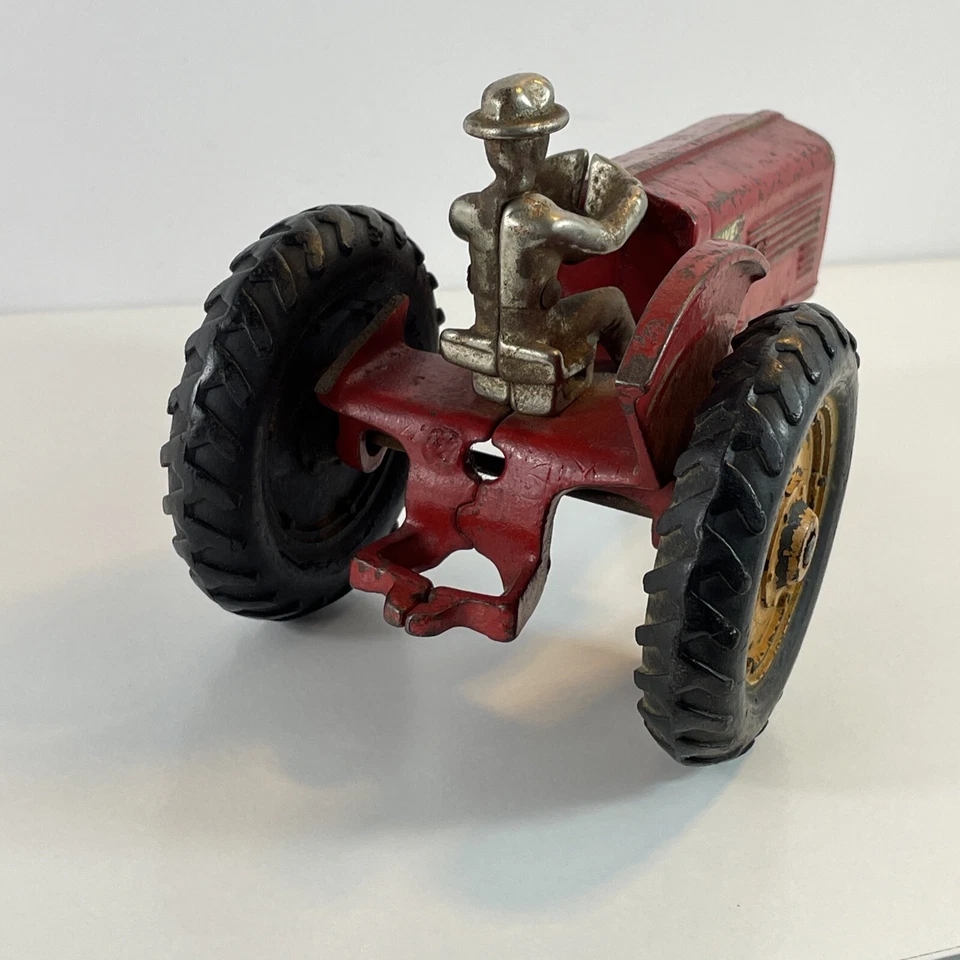 ANTIGUO TRACTOR AGRÍCOLA DE 70 FILAS DE JUGUETE DE HIERRO FUNDIDO ARCADE AÑOS 30 como está Foto 2 de 4