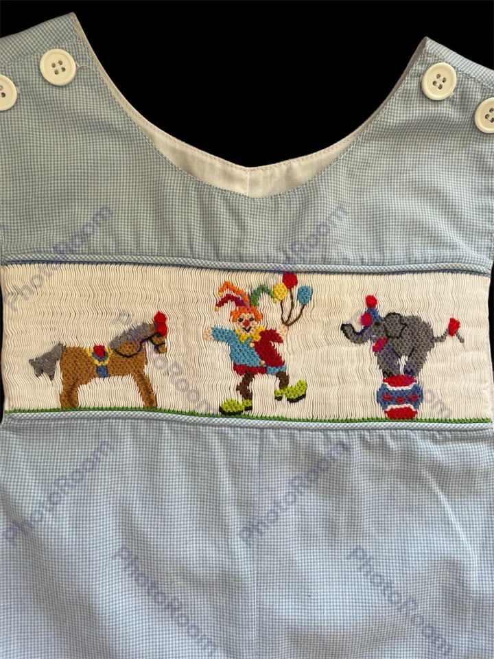 Mom & Me Blue Gingham Smocked Embroidered Circus Short Lined Coverall-12 Mos — 第 2/4 张图片