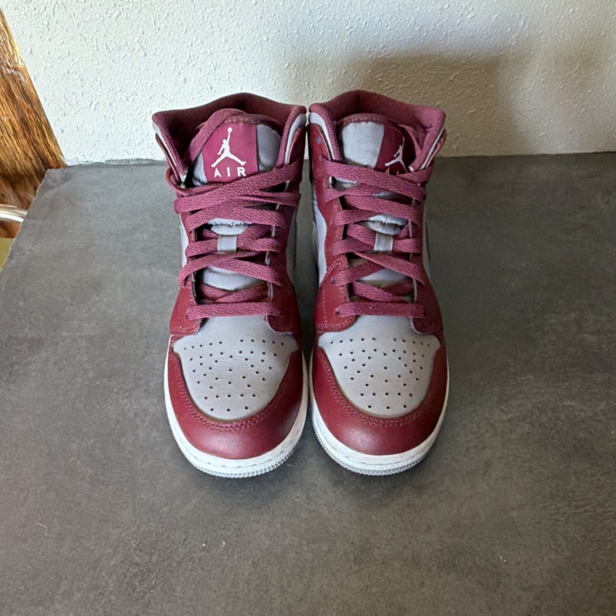 Jordan Air Jordan 1 Mid Burgundy Gray White Men display picture 1