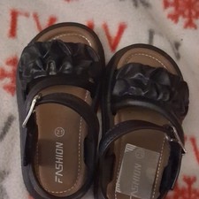 Fashion Kids Black Strappy Buckle Sandals Ruffle Adjustable Ankle Strap EU21