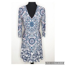 Eliza J white pink blue mandela graphic v neck dress size 4