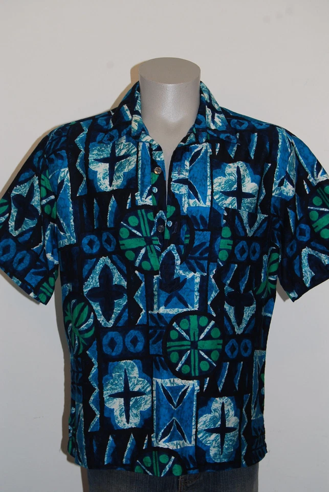 Diamond Head pullover Hawaiian shirt blue L tapa print aloha  mens green 60s vtg - Image 2 of 4
