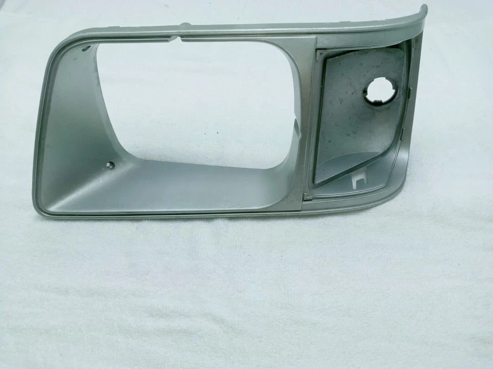 NOS Mopar 1985 - 89 Plymouth Dodge Aries Reliant Left Headlight Bezel - Silver - Изображение 2 из 4