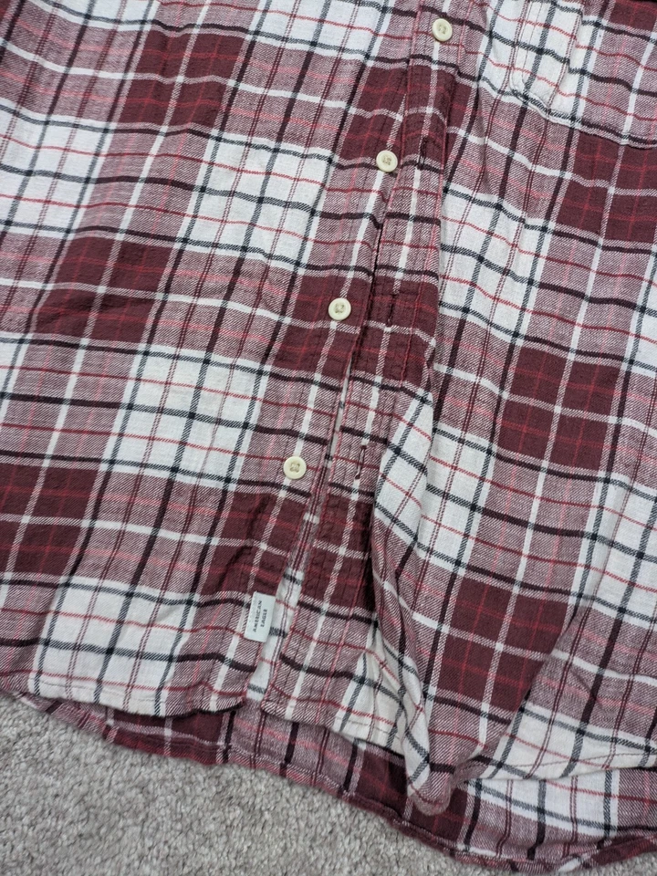 American Eagle Hooded Flannel Jacket Mens M Medium Red Plaid Button Super Soft - Image 2 of 4