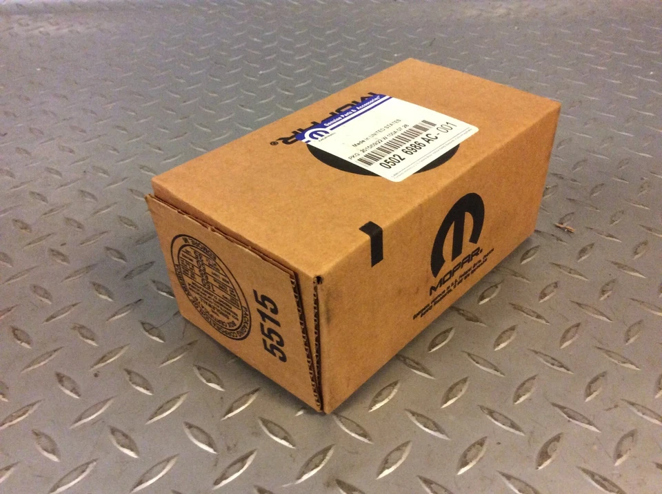 Grand Caravan Town and Country Ram C/V Genuíno Mopar High Note Horn 05026986AC - Imagem 2 de 2