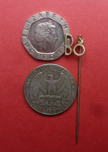 Very old lapel pin badge BANG & OLUFSEN very rare 60's      (14)