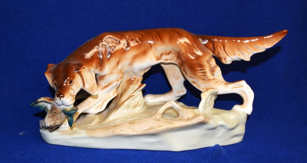 Vtg 1960s ROYAL DUX BOHEMIA Czech Republic Porcelain HUNTING DOG w
