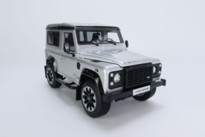 1/18 LCD Land Rover Defender 90 Works V8 70Th Edition 2018