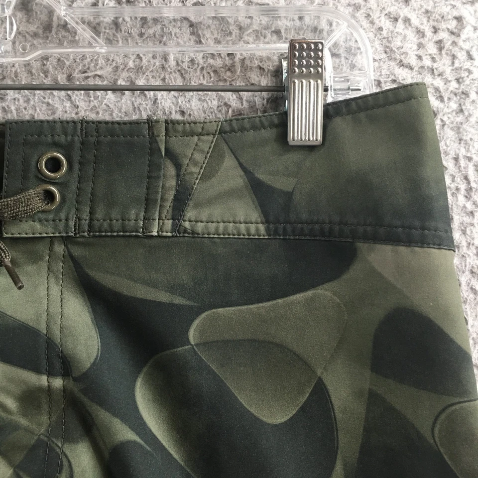 Pantalones Cortos de Tablero Mossimo Supply Co Para Hombre 32 (real 33x10) Verde Tiro Medio Cordón Foto 4 de 4