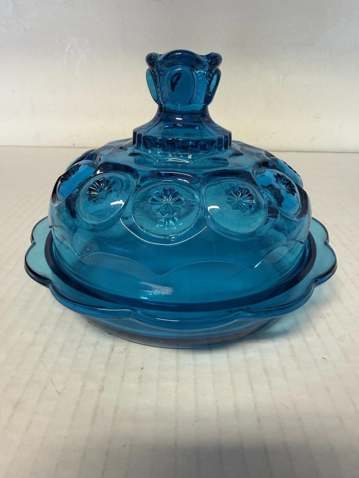 L.E. Smith Blue Moon And Stars 7" Round Covered Butter Dish With Lid