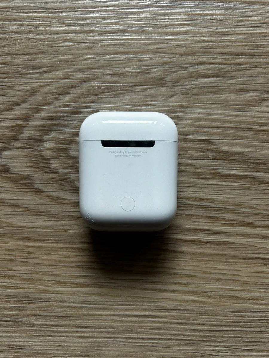 Apple AirPods 1st Generation Double Earpieces Cell Phone Headsets