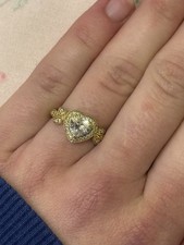 Lab Grown Diamond Engagement Ring 18k Yellow Gold VVS2
