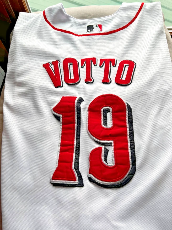 JOEY VOTTO #19 Cincinnati Reds Vintage Y2K Majestic Home Jersey SIZE 48 (XL) - Image 2 of 4