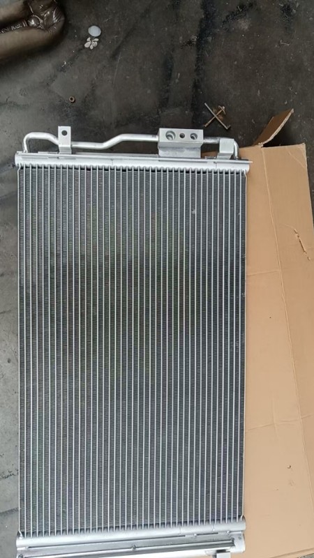 A/C Conditioning Condenser Radiator HY53-19710-AC for 17-2022 Aston Martin DB11