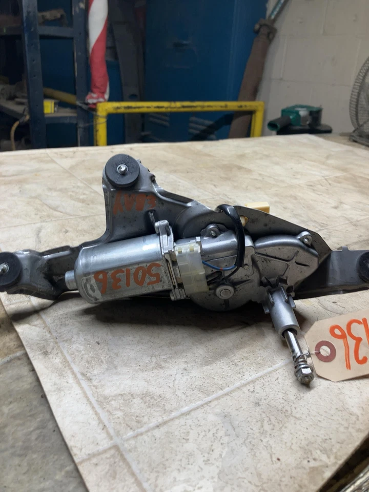 Motor limpiaparabrisas trasero Mazda CX9 2007-2015 OEM Foto 2 de 4