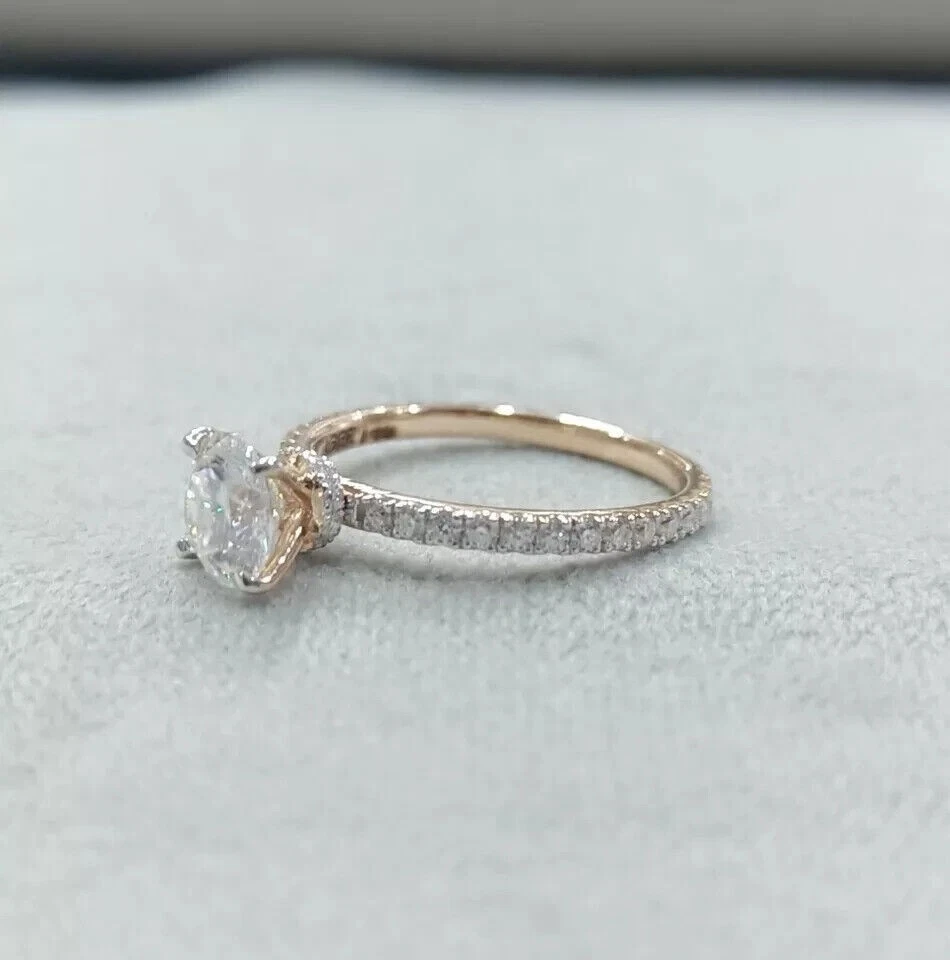 Anillo de compromiso enchapado en oro amarillo 925 moissanita E-F/VVS1 2,15 quilates corte redondo Foto 3 de 4