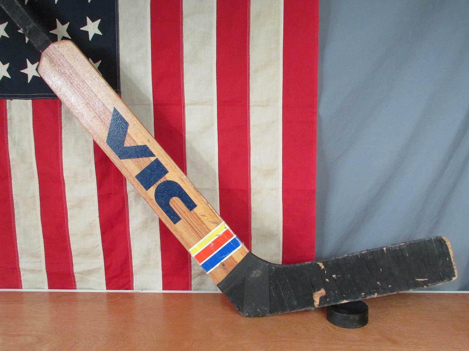 Vintage 1970s Victoriaville Wood Ice Hockey Goalie Stick Canada Great