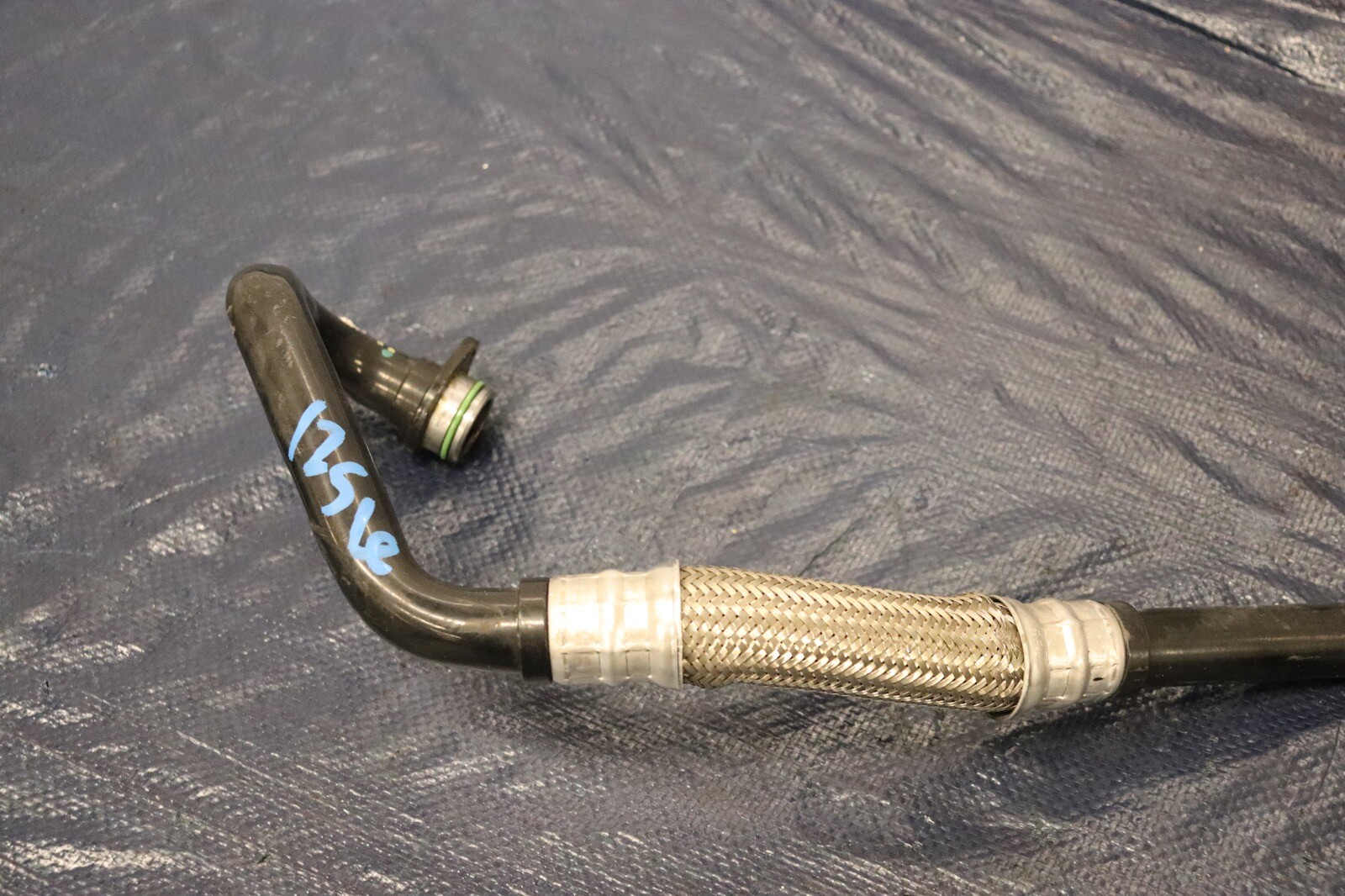 2012 AUDI R8 5.2 QUATTRO SPYDER V10 OEM INLET OIL COOLER LINE #1256