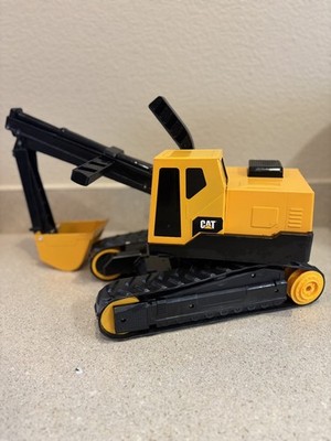 Bruder CAT Excavator. Lightly used, great condition 1:16 model