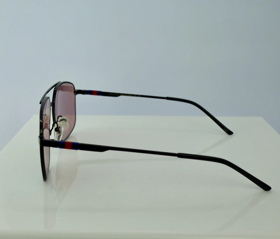 Gafas de sol Gucci GG1676S 005 60 mm para hombre de aviador en negro con lente gris con logotipo GG Foto 4 de 4