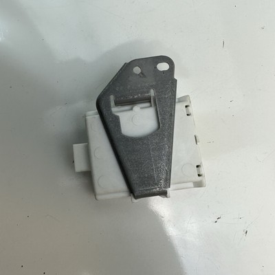 2007-2010 Toyota Sienna Door Lock Receiver Module OEM 208941-110