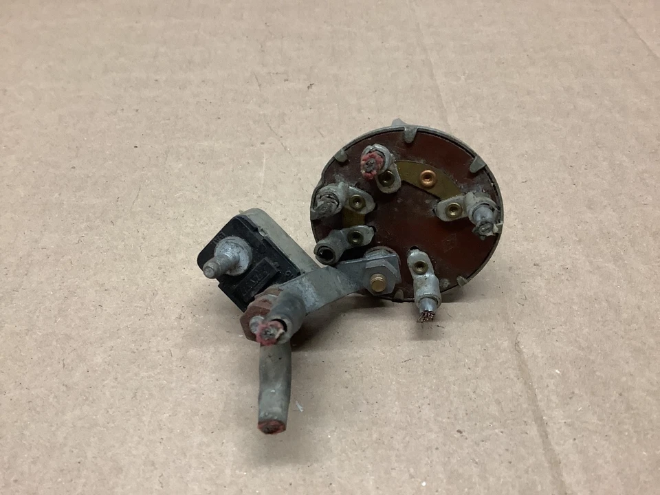 MOPAR 复古 1953 年 1954 年普利茅斯道奇 Coronet 皇家仪表板大灯开关 OEM — 第 3/3 张图片