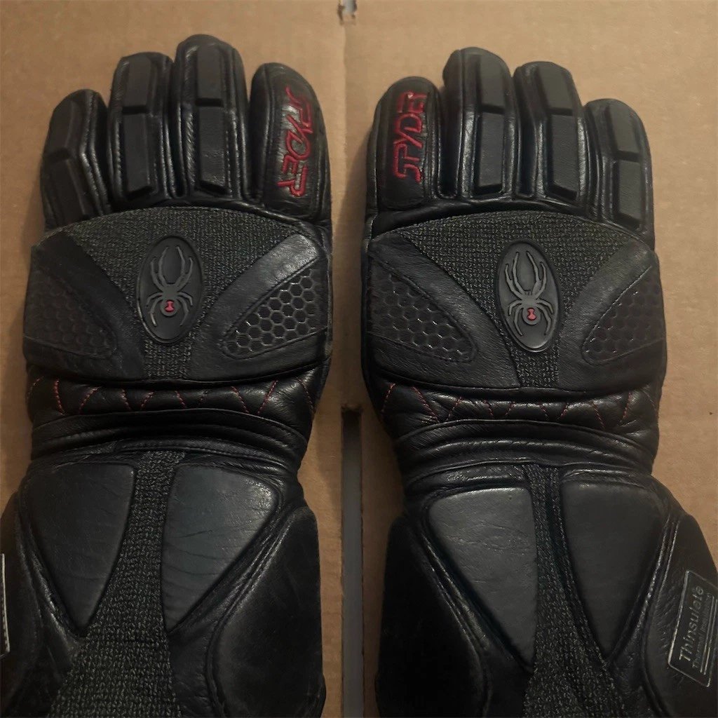 Spyder Ski Gloves Black Insulated Knuckle Protection Long Cuff Pair
Opens in a new window or tab