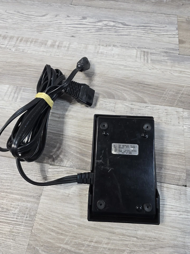 Bernina Bernette YC-420-4 YDK Controller Sewing Machine Foot Pedal For 2000D OEM - Image 4 of 4