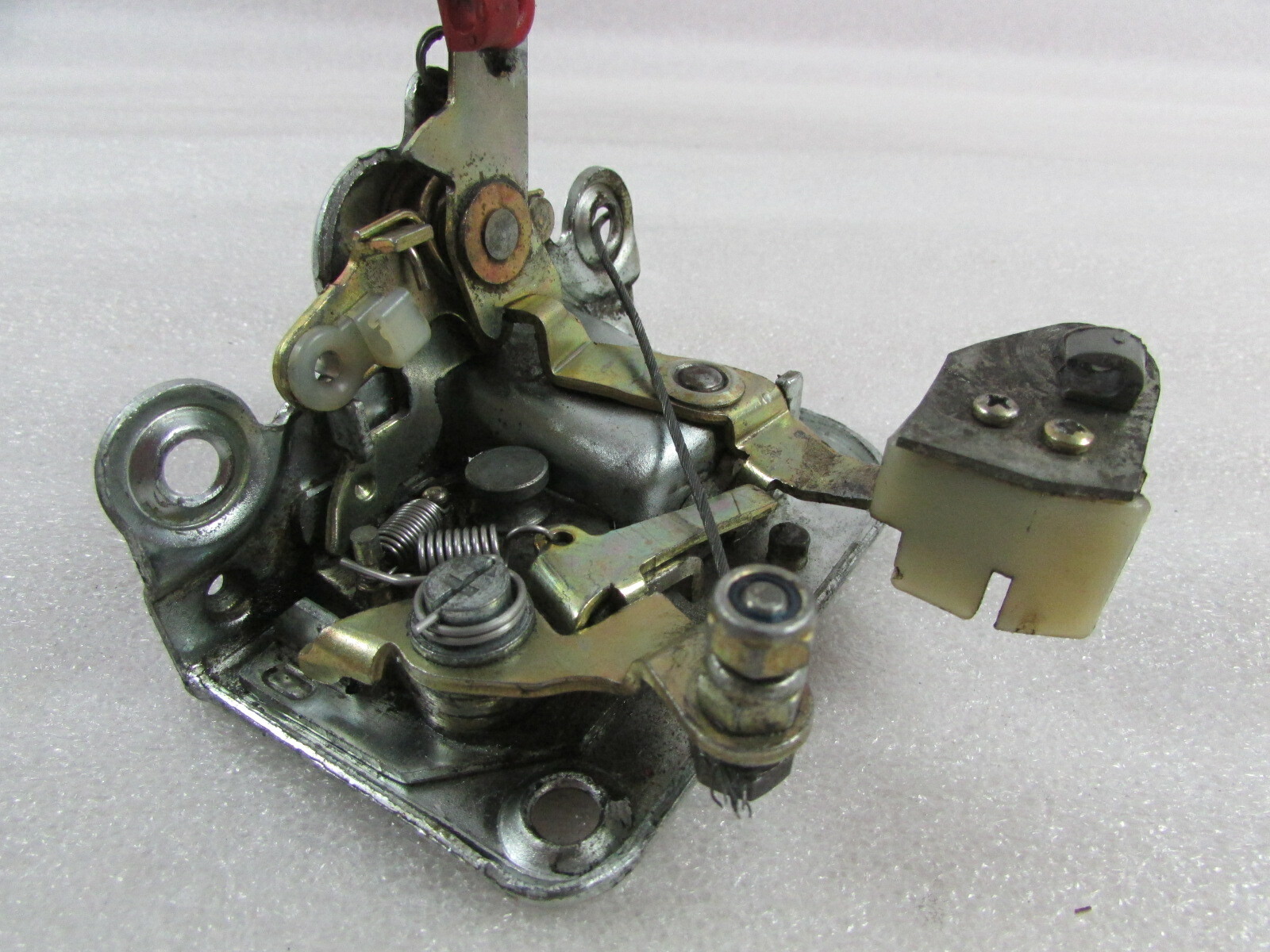 Ferrari 308, LH, Left Door Latch, Used, P/N 20170908