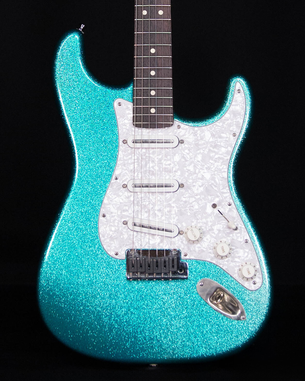 Fender Special Run Sparkle American Series Stratocaster, 2001, Teal Sparkle -