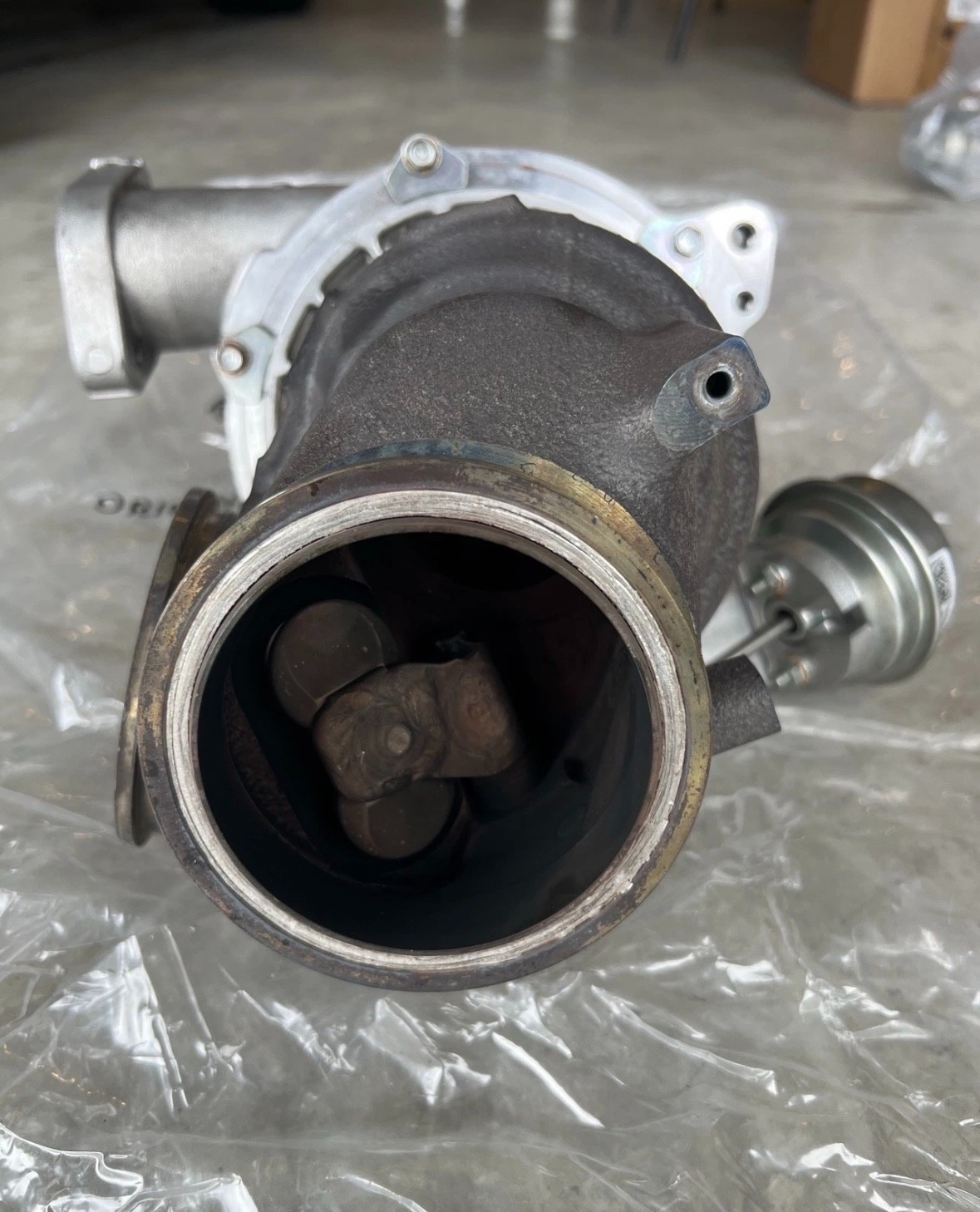 16-19 Ferrari 488 GTB Spider Driver Side Turbo Turbocharger T