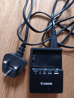 Genuine Original Canon Lc e6e Lc e6 Charger for Lp e6 Lp e6n EOS 5d Mark III 70d