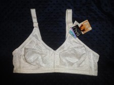 NWT Bali Women's Double Support Spa Closure Wirefree Bra DF3372 White 40C