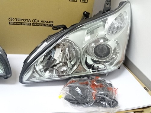 LEXUS (DS) RX350 RX400H OEM XENON HID HEADLIGHTS (2004-2009) 6 PINS CONNECTOR - Picture 3 of 13