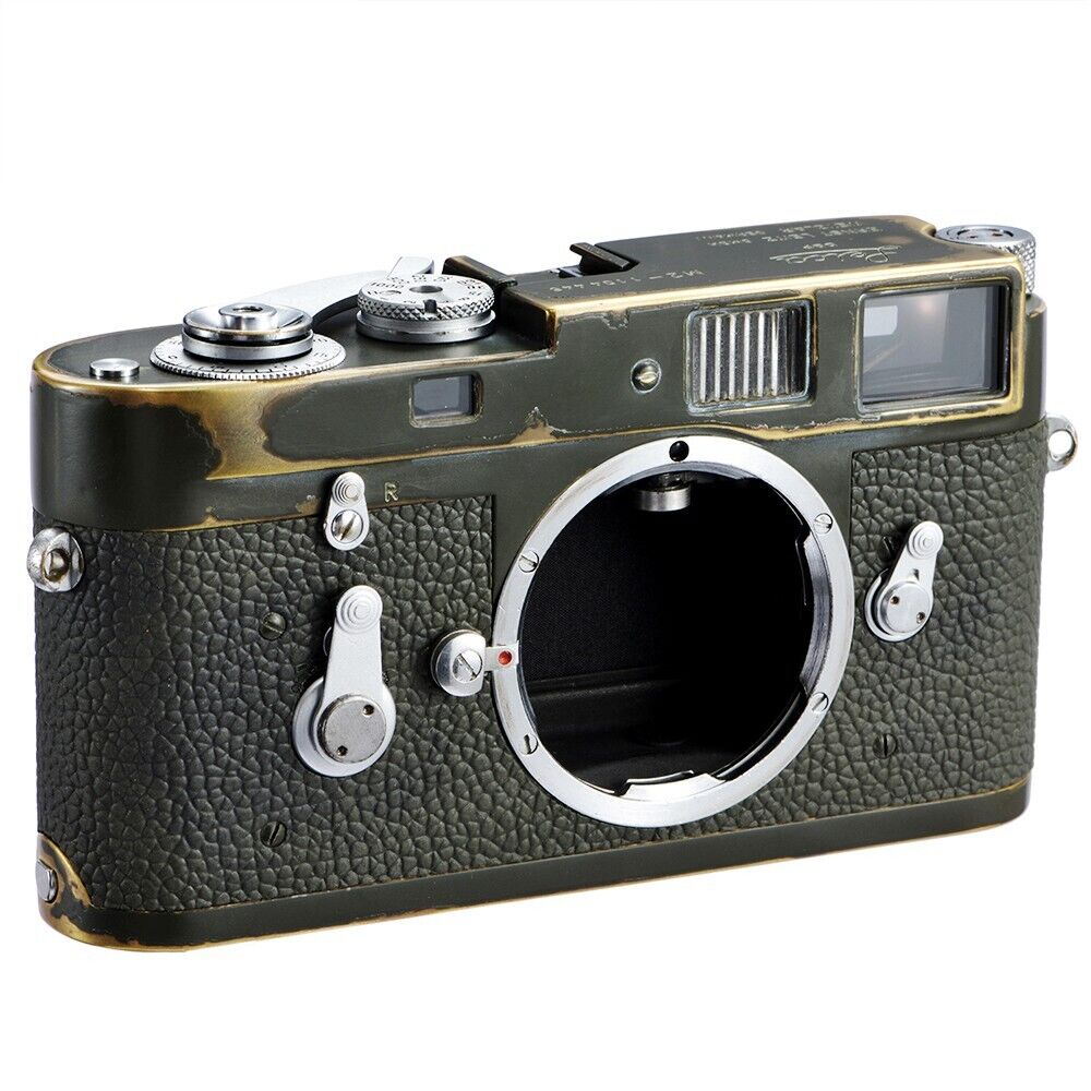 LEICA M2 RANGEFINDER FILM CAMERA REPAINTED MATTE OLIVE GREEN LEICA M2 RANGEFINDER FILM CAMERA REPAINTED MATTE OLIVE GREEN