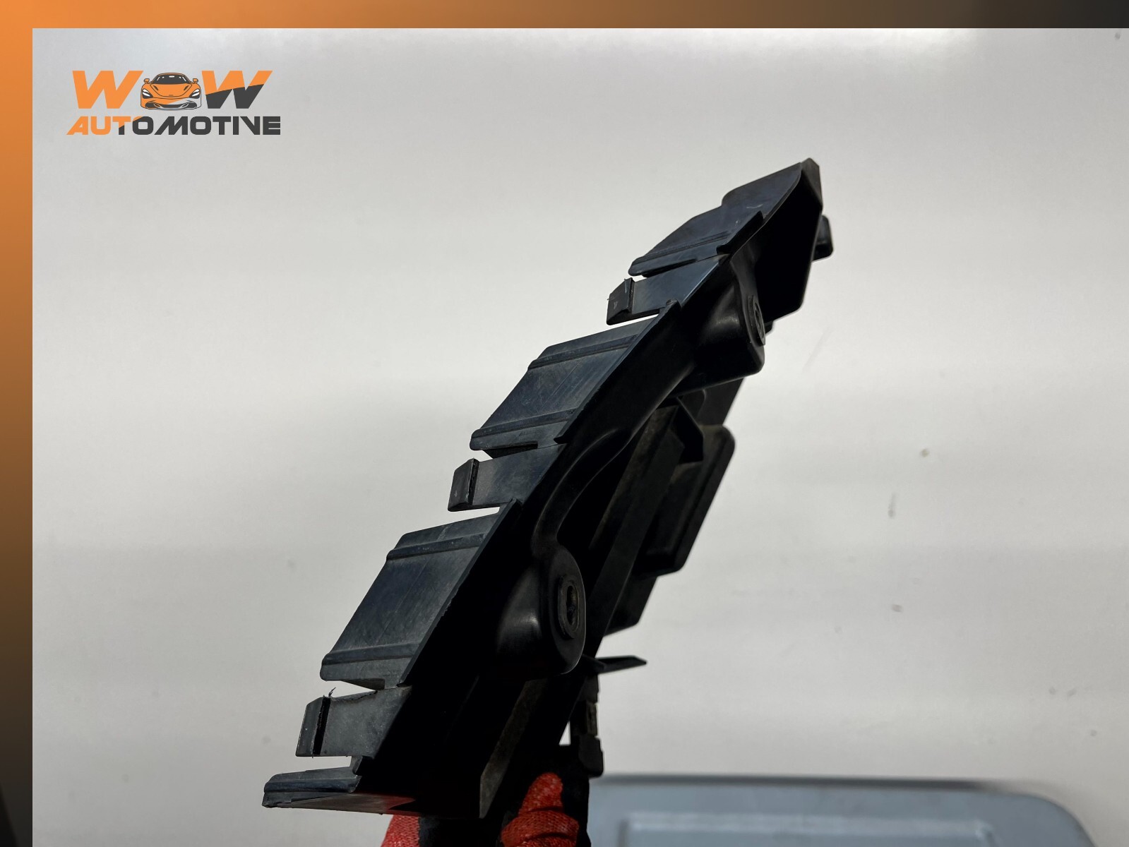 Maserati Ghibli 2014-2017 Rear Left Side mounting bracket