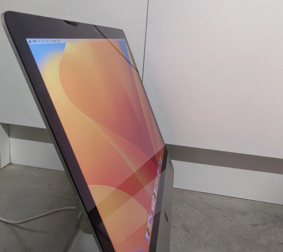 iMac 21.5" (4K 2017) i5 3.0Ghz | 8GB RAM, 1TB HDD, Radeon Pro GPU | Refurbished - Image 4 of 4