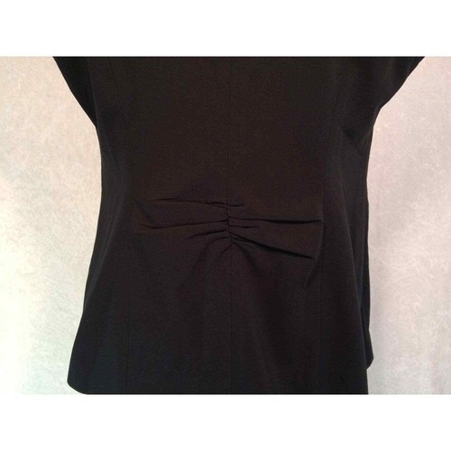 CAbi #917 Black Dinner Vest Size 8 Sleeveless Ruffle Top One Button Lined - Picture 4 of 9