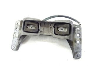 BMW E64 E63 Getriebehalter Halter Getriebe unten 650i 6769965 Halterung