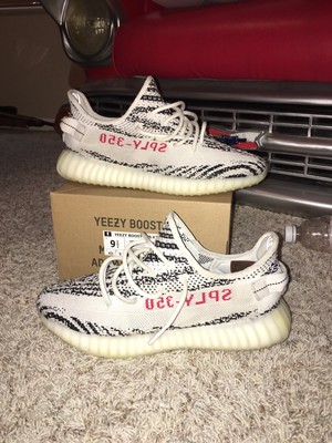 yeezy boost 350 v2 zebra size 9