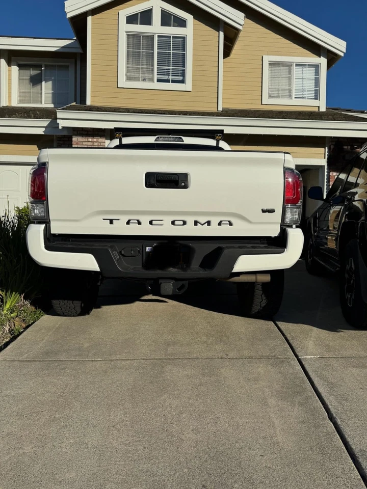 Rear Bumper End Cap WHITE W/O Sensor Hole Set Pair For Toyota Tacoma 2016-2023 - Image 4 of 4