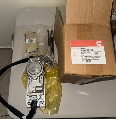 VGT Electronic Actuator  for ISX Cummins Turbo part 4034289 RX or 6378270 RX
