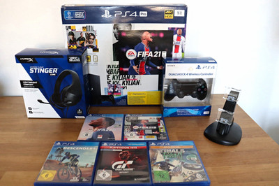 Sony PlayStation 4 Pro 1TB OVP  + Zubehörpaket