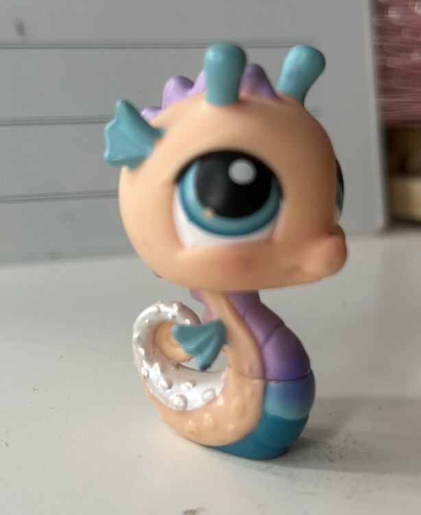 Littlest Pet Shop LPS Authentic Pink Blue Silver Seahorse #142