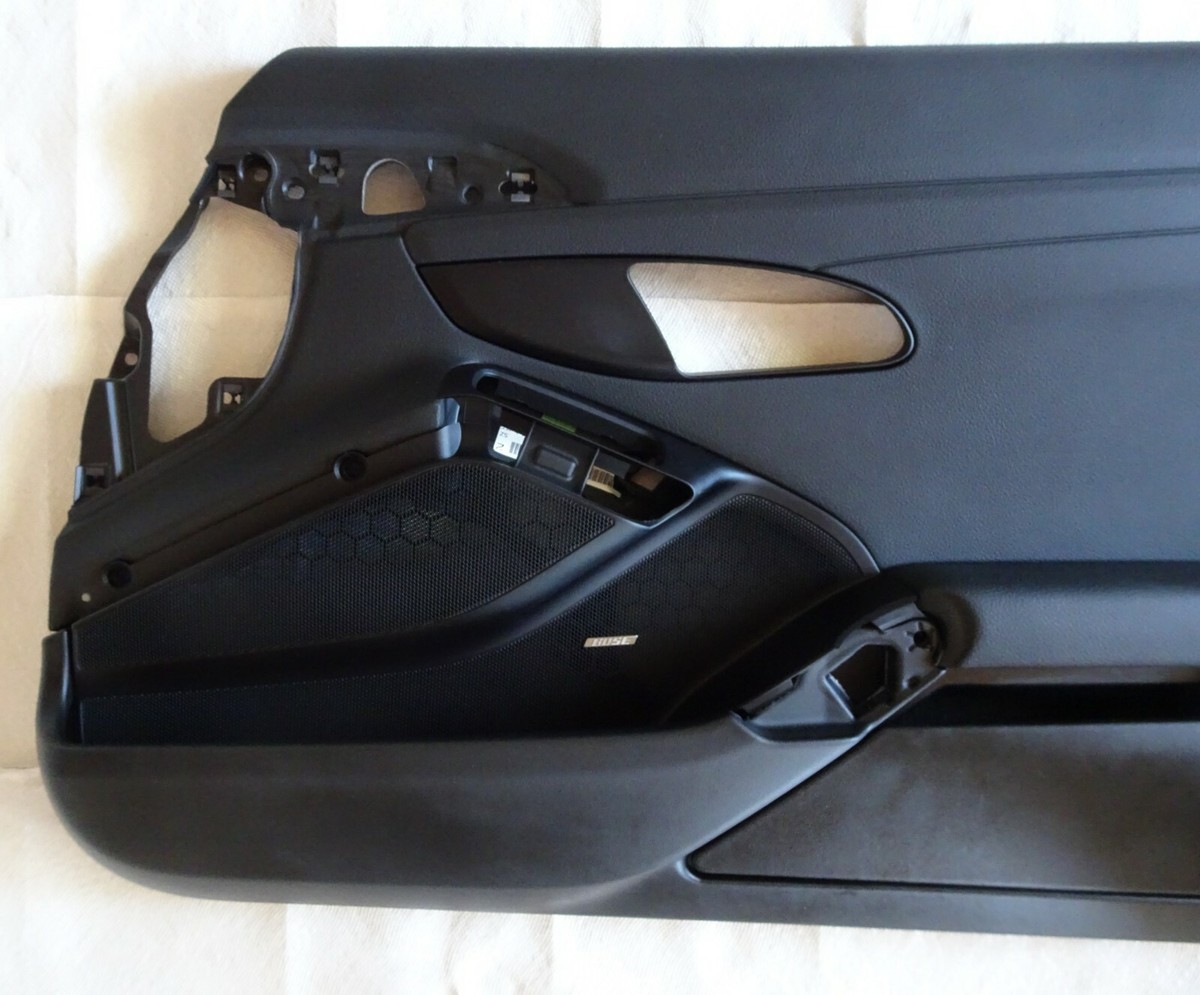 ぽ PORSCHE 2012 - 16 BOXSTER CAYMAN - 981 RIGHT DOOR PANEL PART NO
