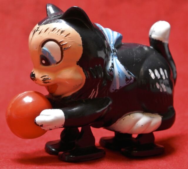 Vintage DISNEY RAMP WALKER BLACK CAT Red Spinning Ball ...