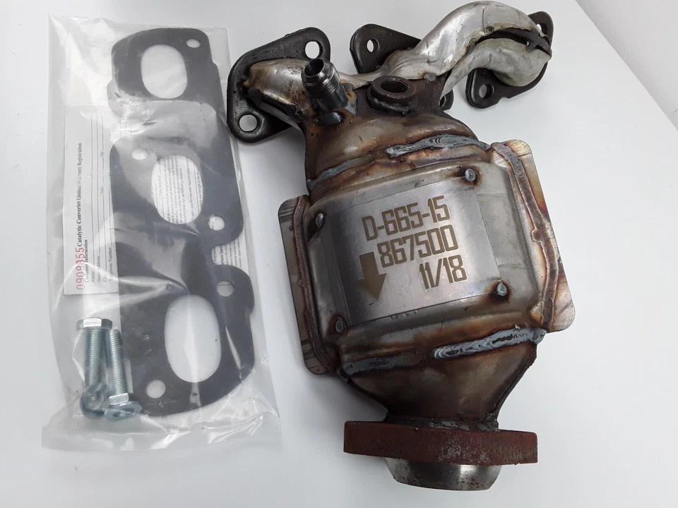 Convertidor catalítico con colector de escape integrado Dorman para Cougar, Mystique Foto 2 de 4